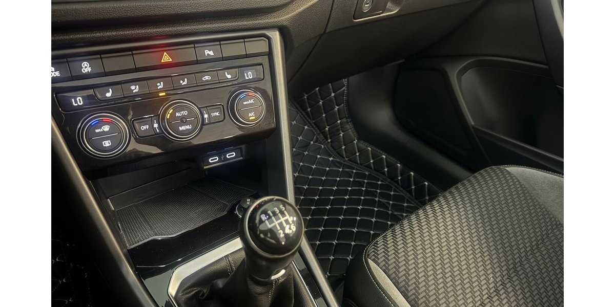 VW T-Roc 1.5 TSI Cabrio R-Line/Black Style *18´´* 53.600 km 23.650 &euro; Dreieich 63303