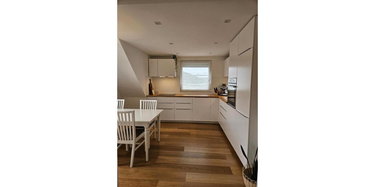 Dachgeschoßwohnung Griesheim - 3 Zimmer, 60 m&sup2;, 230.000&euro; | Angebot:26163882