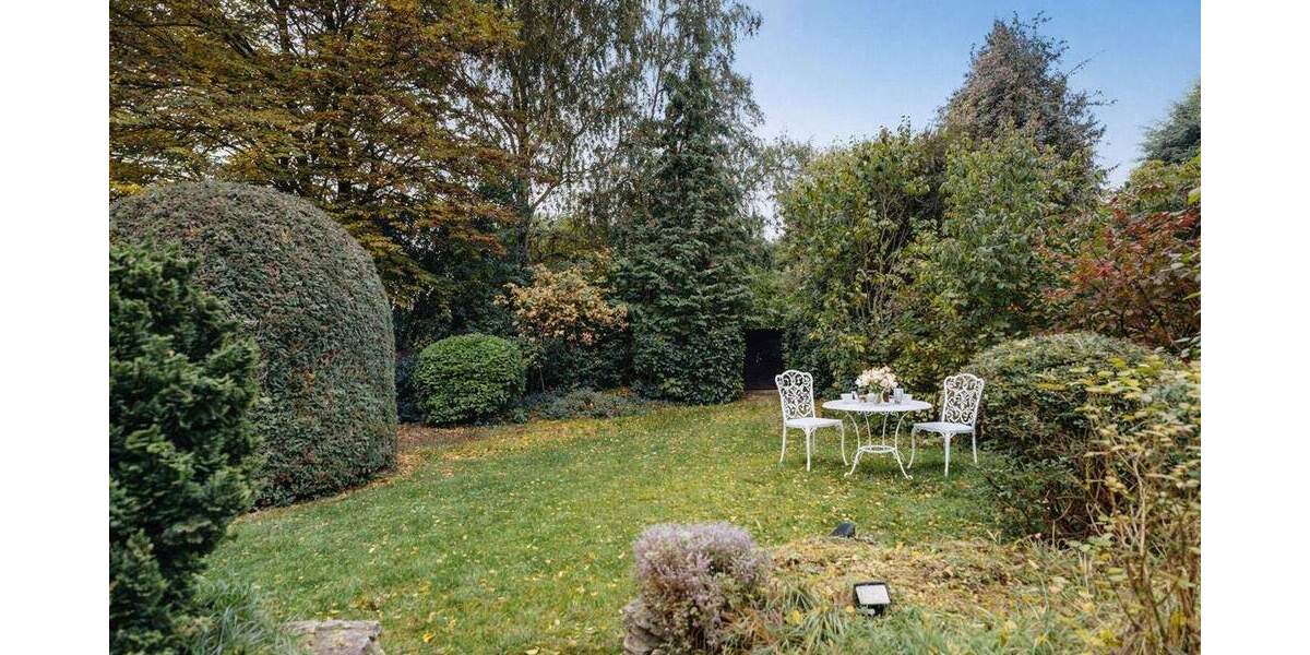 Mehrfamilienhaus, Wohnhaus Frankfurt am Main Eschersheim - 8 Zimmer, 254 m&sup2;, 770.000&euro; | Angebot:24904466