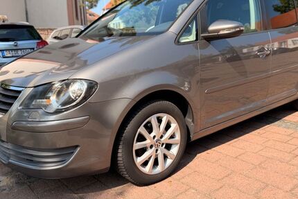 VW Touran 132.000 km 6.499 &euro; Rossdorf 64380