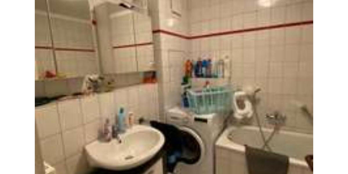 Erdgeschoßwohnung Frankfurt am Main Unterliederbach - 4 Zimmer, 110 m&sup2;, 1.500&euro; | Angebot:25419665