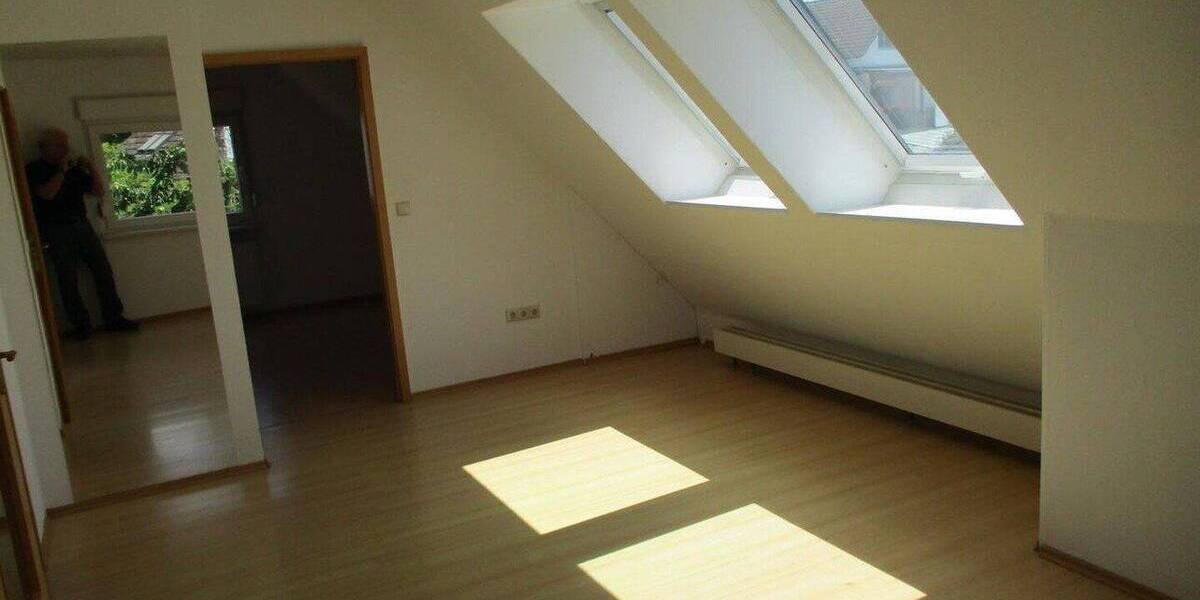 Einfamilienhaus Friedberg Bruchenbrücken - 7 Zimmer, 132 m&sup2;, 1.500&euro; | Angebot:26891993