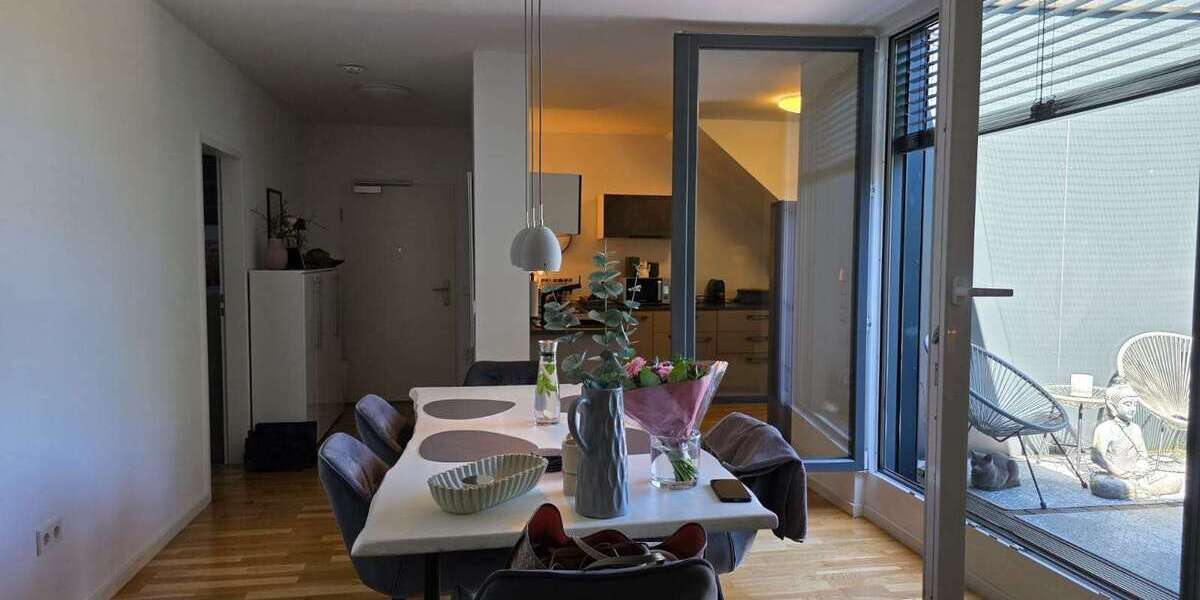 Etagenwohnung Hanau Großauheim - 3 Zimmer, 91 m&sup2;, 1.140&euro; | Angebot:26403420