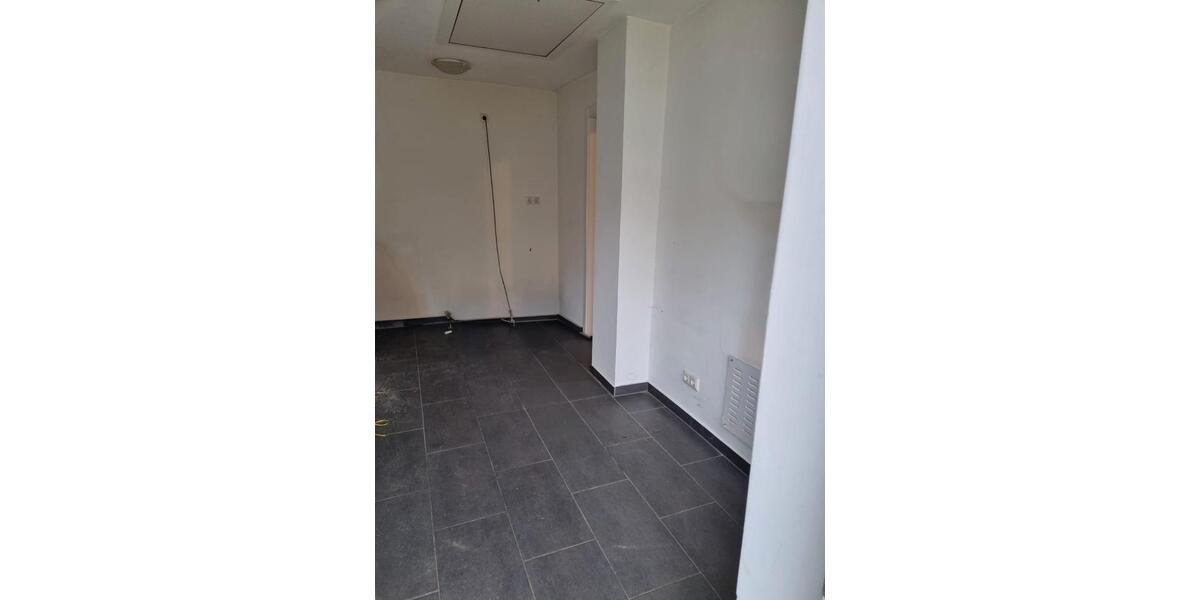 Erdgeschoßwohnung Offenbach am Main Bieber - 1.5 Zimmer, 33 m&sup2;, 2.190&euro; | Angebot:26278193
