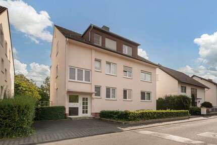Haus zum Kaufen in Dreieich 950.000 € 425 m²