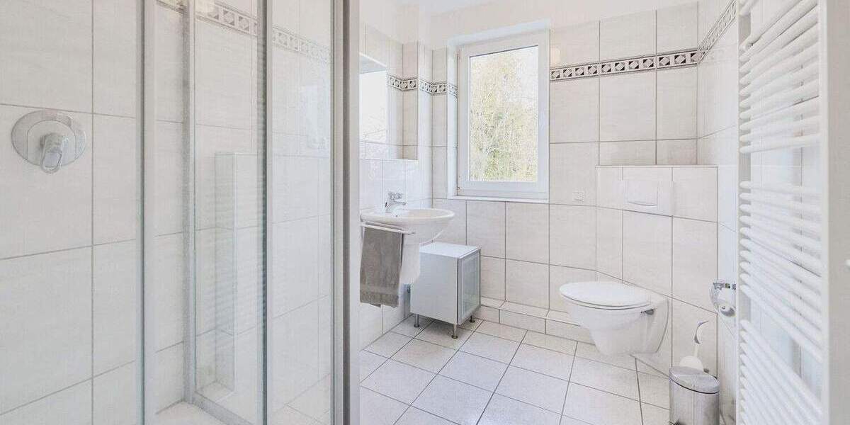 Einfamilienhaus Kronberg im Taunus Kronberg - 7 Zimmer, 197 m&sup2;, 1.595.000&euro; | Angebot:25698551