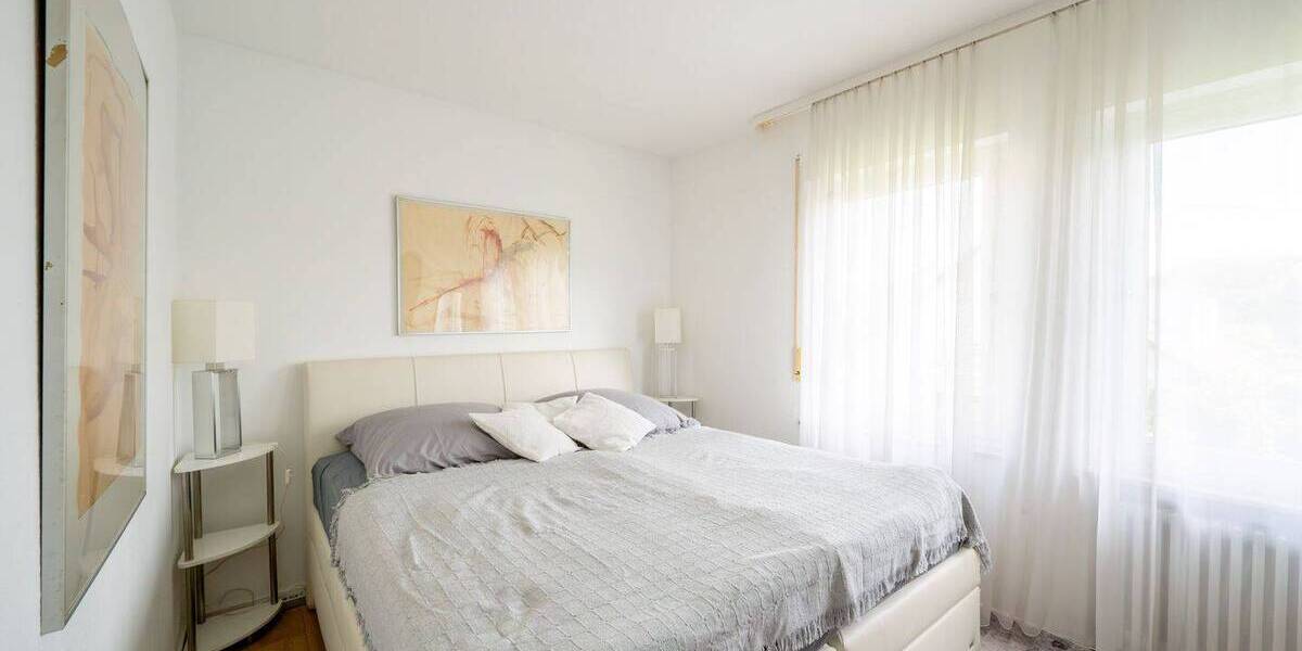 Einfamilienhaus Frankfurt am Main Nieder-Eschbach - 8 Zimmer, 291 m&sup2;, 1.285.000&euro; | Angebot:26685208