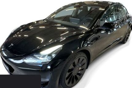 Tesla Model 3 57.627 km 32.000 &euro; Hanau 63457