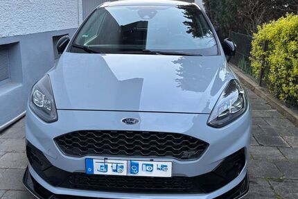 Ford Fiesta 98.000 km 13.900 &euro; Münster 64839