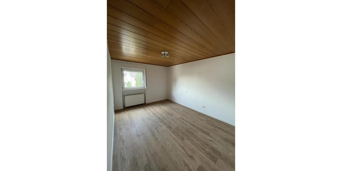 4 Zimmer Wohnung in Roßdorf 4 zimmer