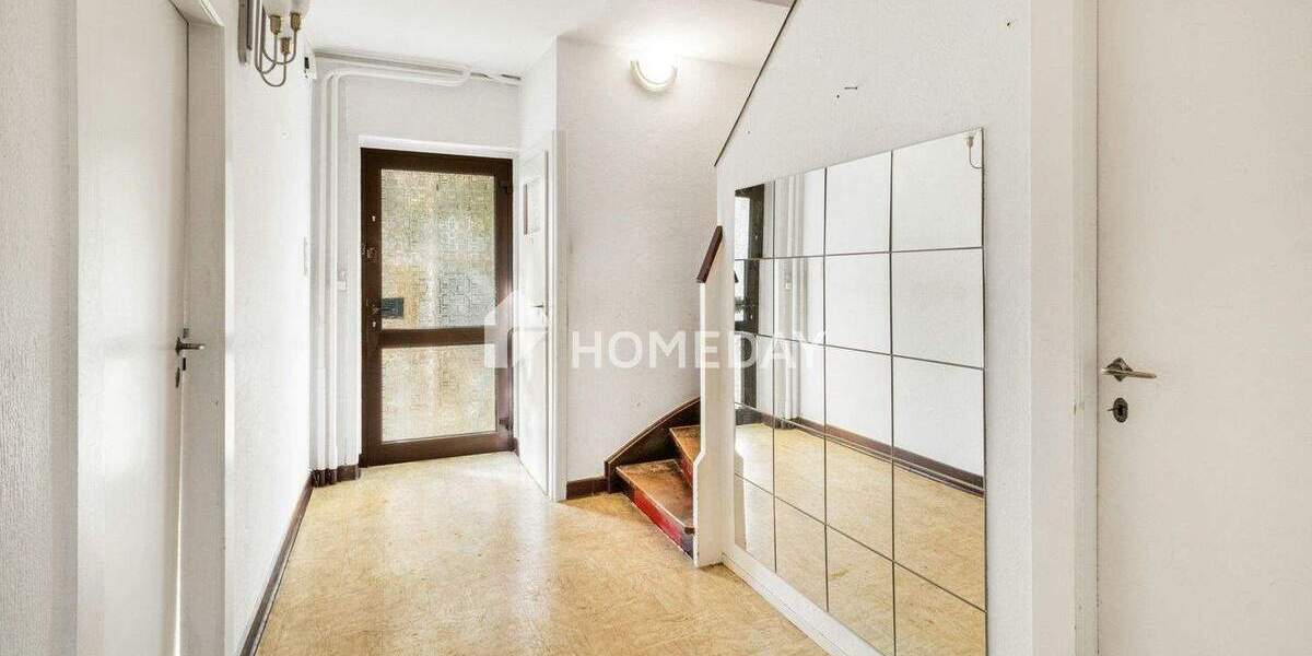 Reihenmittelhaus Frankfurt am Main Ginnheim - 8 Zimmer, 118 m&sup2;, 599.000&euro; | Angebot:25732761