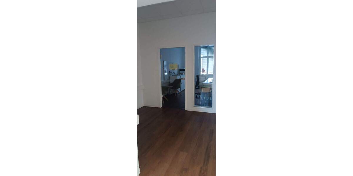 BÜRO- PRAXISFLÄCHE MIT 166m² IN HANAU ZU VERMIETEN ab 01.07.2026 4 zimmer