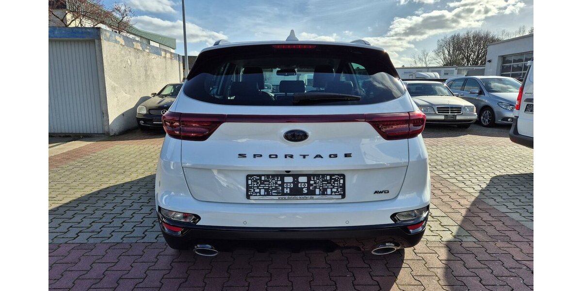 Kia Sportage Black Edition 4WD Automatik, AHK, Leder, 28.421 km 20.490 &euro; Rodgau 63110