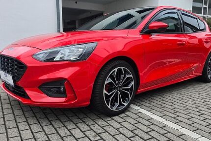 Ford Focus 36.403 km 19.990 € Rüsselsheim 65428