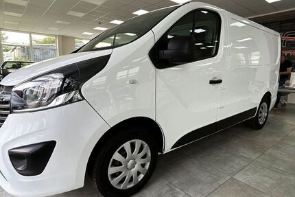 Opel Vivaro 82.854 km 15.999 € Erlensee 63526