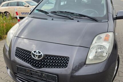 Toyota Yaris 37.000 km 5.900 &euro; Dietzenbach 63128