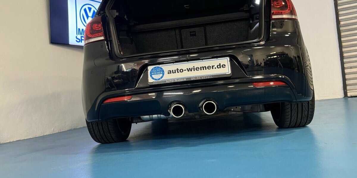 VW Golf R 4Motion 6-Gang /Leder/ 19´´/Xenon/HG-M 247.000 km 13.900 &euro; Dreieich 63303