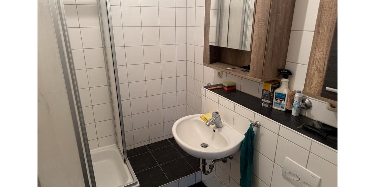 3-Zimmer Wohnung mit Balkon im 3. OG in Frankfurt-Schwanheim 3 zimmer
