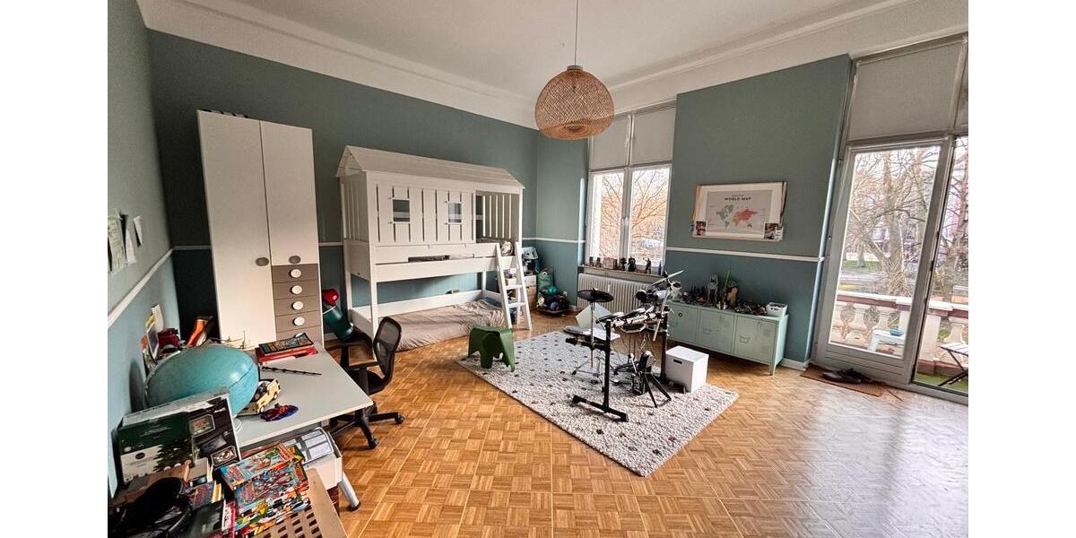 Etagenwohnung Frankfurt am Main Nordend Ost - 3 Zimmer, 140 m&sup2;, 2.570&euro; | Angebot:26406646