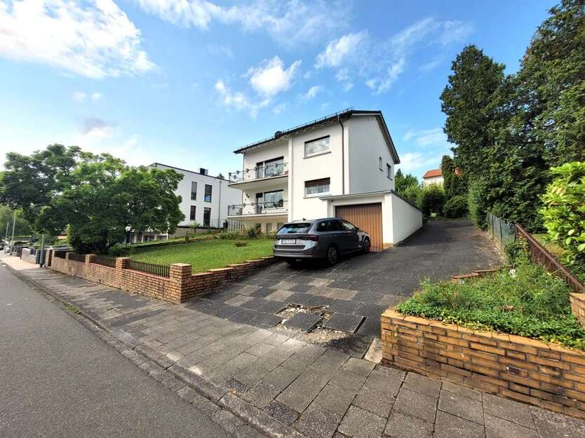 Haus zum Kaufen in Kelkheim (Taunus) 699.000 € 235 m²