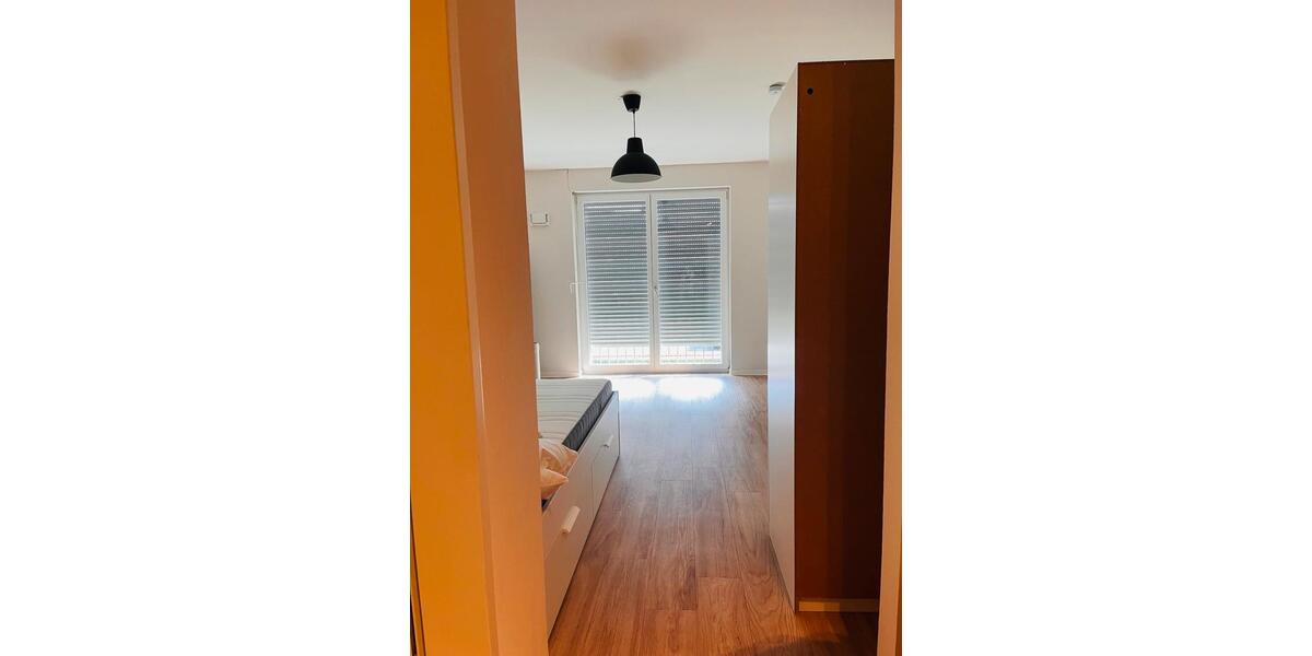 Etagenwohnung Offenbach am Main Hafen - 1 Zimmer, 32 m&sup2;, 900&euro; | Angebot:26084934