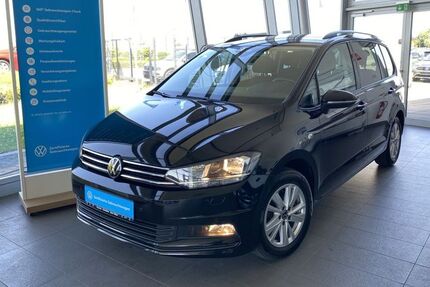 VW Touran 118.796 km 20.950 &euro; Bad Vilbel 61118