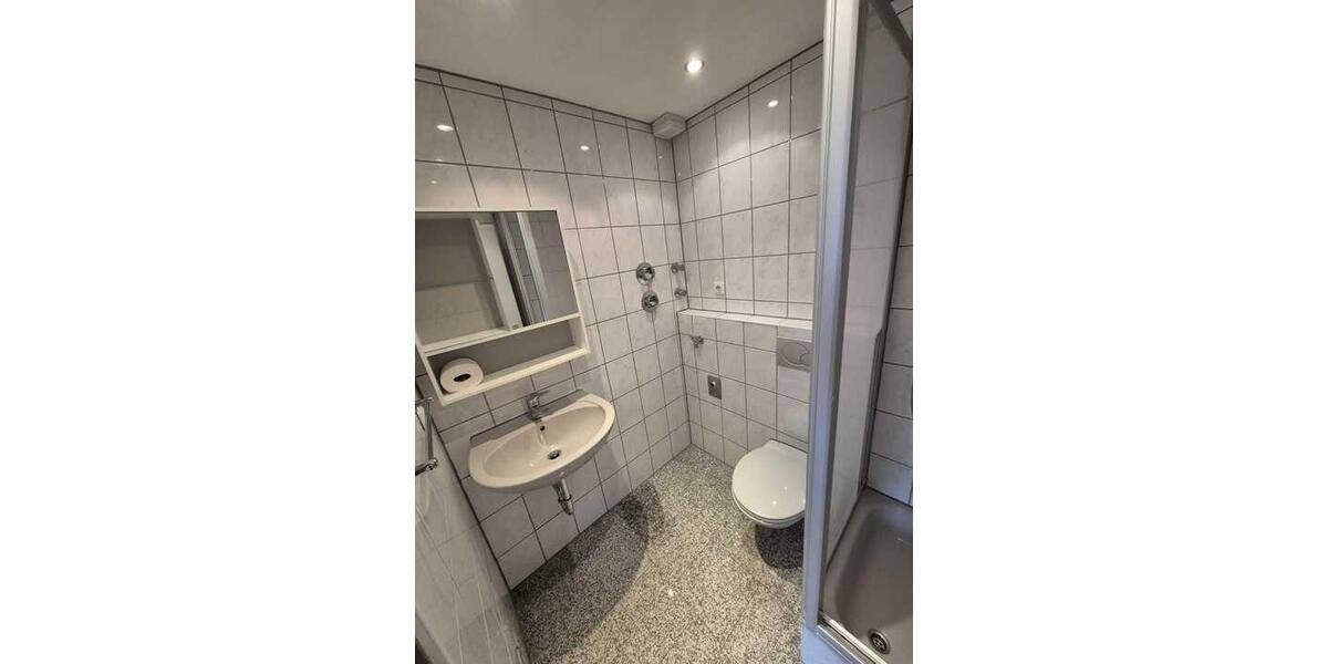 Etagenwohnung Darmstadt Arheilgen - 2 Zimmer, 51 m&sup2;, 650&euro; | Angebot:24421770