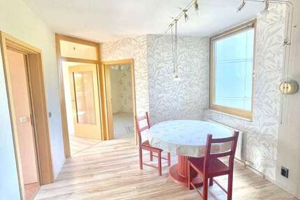 Wohnung zum Kaufen in Frankfurt 279.000 € 100 m² 4 zimmer