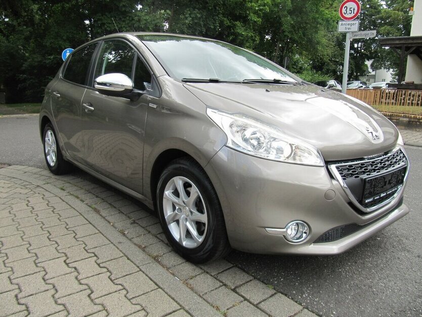 208 Style Klima + Insp.+ TÜV + Neu +