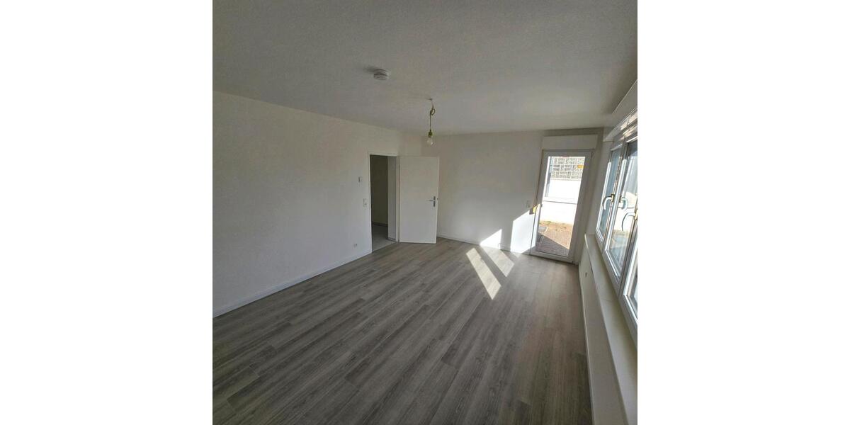 Erdgeschoßwohnung Frankfurt am Main Sossenheim - 3 Zimmer, 75 m&sup2;, 1.505&euro; | Angebot:26049635