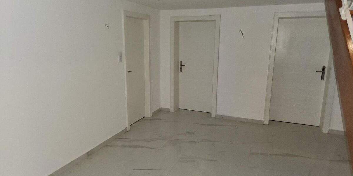 Großes Einfamilienhaus mit Einliegerbereich - ideal für Wohnen & Arbeiten unter einem Dach 8 zimmer