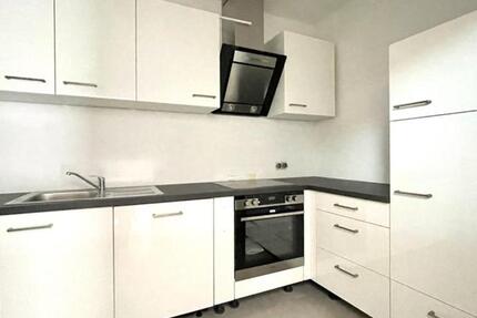 Haus Frankfurt am Main Flughafen - 4 Zimmer, 144 m&sup2;, 2.100&euro; | Angebot:24615222