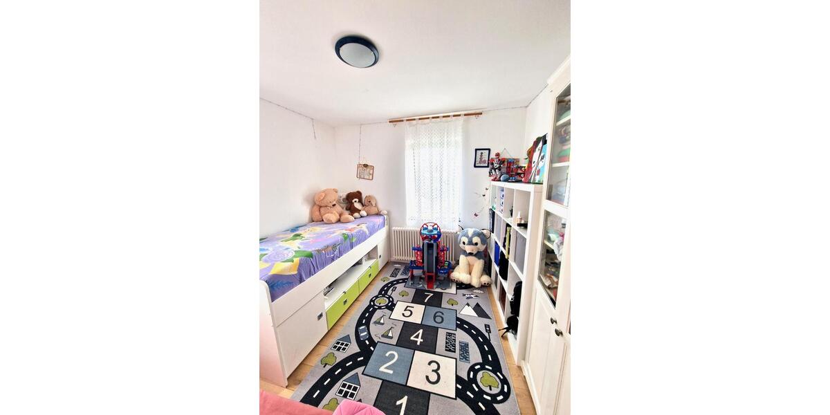 Etagenwohnung Schmitten im Taunus - 3 Zimmer, 63 m&sup2;, 650&euro; | Angebot:26402937
