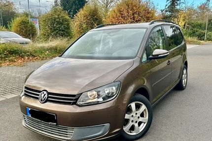VW Touran 214.280 km 4.700 &euro; Karben 61184