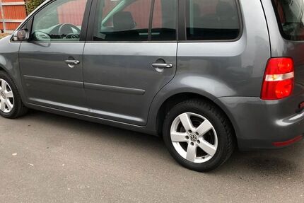 VW Touran 148.563 km 2.250 € Hanau 63450