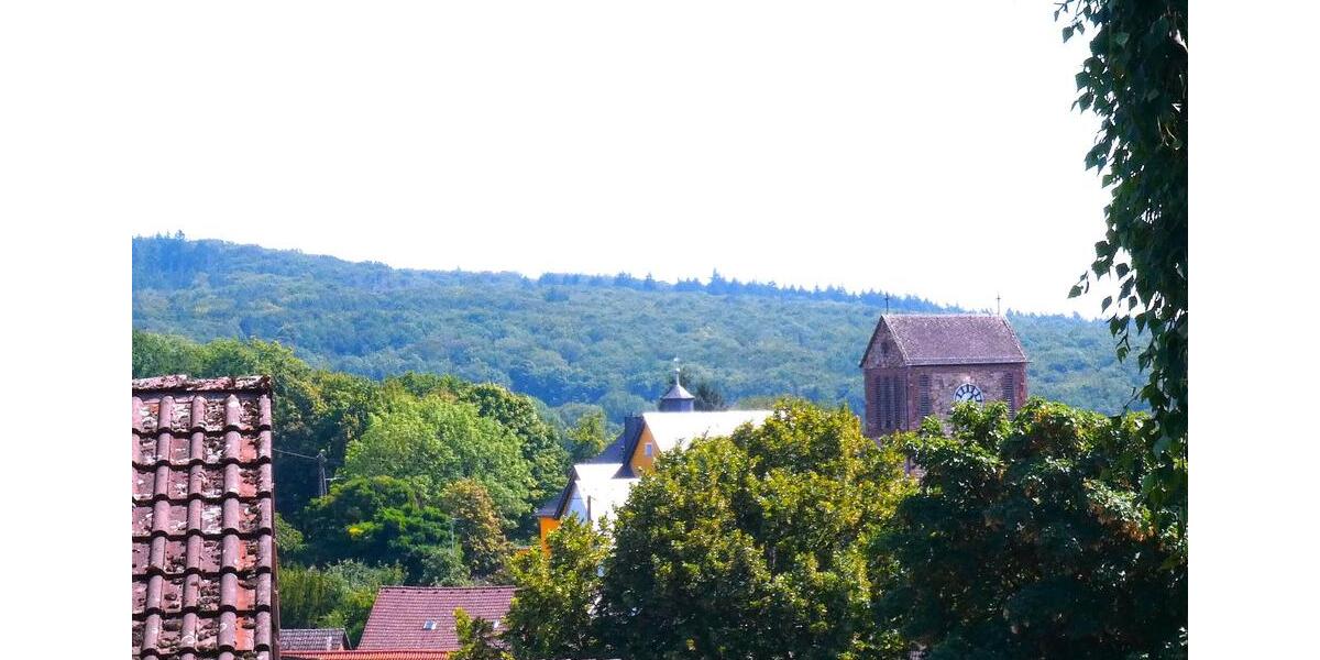 Dachgeschoßwohnung Niedernhausen - 3.5 Zimmer, 81 m&sup2;, 235.000&euro; | Angebot:24626402