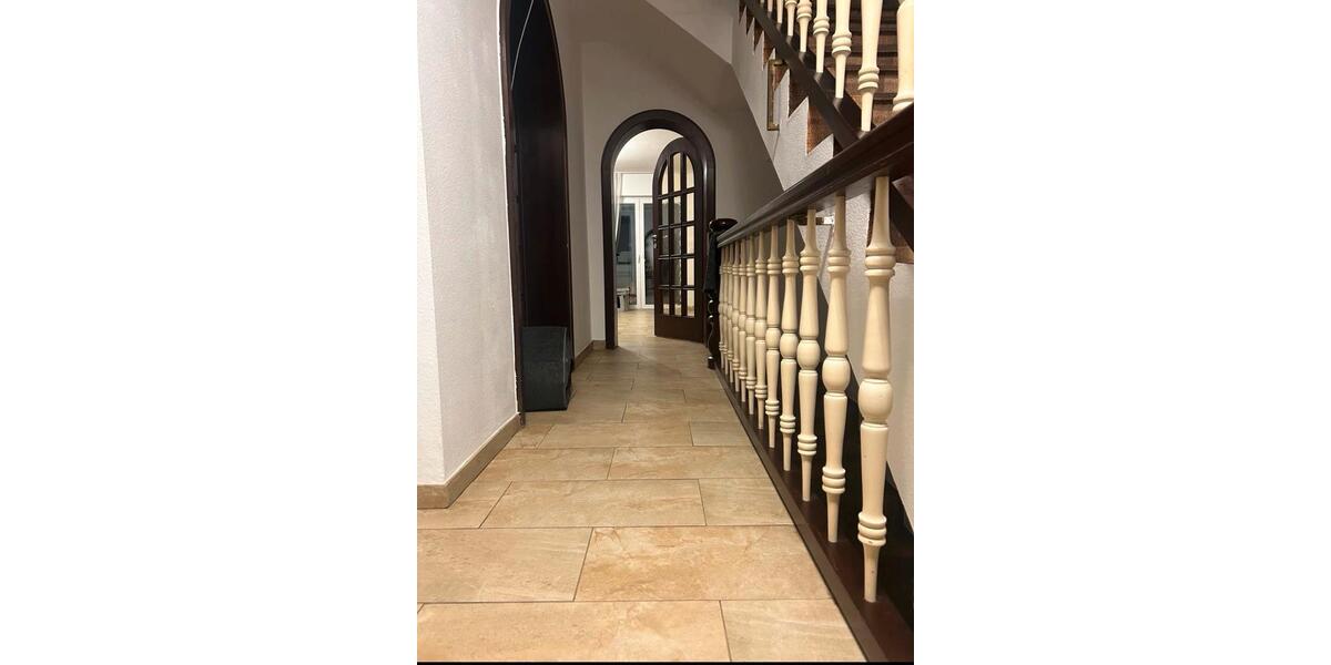 Reihenhaus Offenbach am Main Bieber - 6 Zimmer, 180 m&sup2;, 2.750&euro; | Angebot:25753735