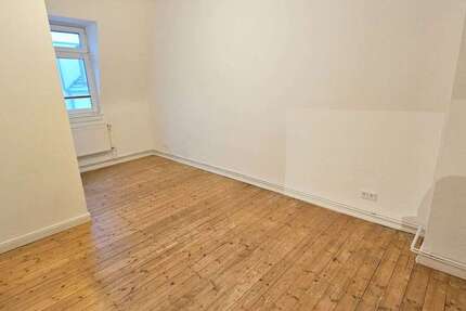 Wohnung Gallusviertel Europaviertel - 3 Zimmer, 12 m&sup2;, 555&euro; | Angebot:26506097