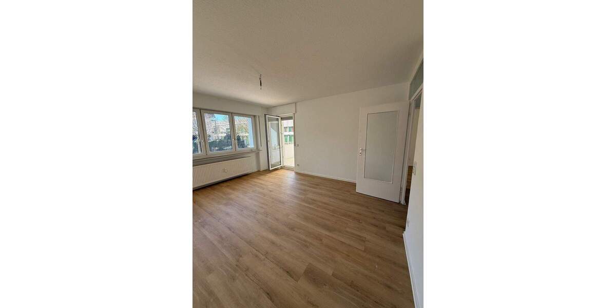 Etagenwohnung Rüsselsheim am Main Rüsselsheim - 2 Zimmer, 77 m&sup2;, 1.050&euro; | Angebot:25372133