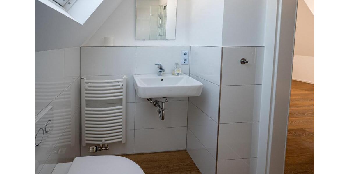 Dachgeschoßwohnung Kronberg im Taunus - 2 Zimmer, 41 m&sup2;, 1.150&euro; | Angebot:26048529