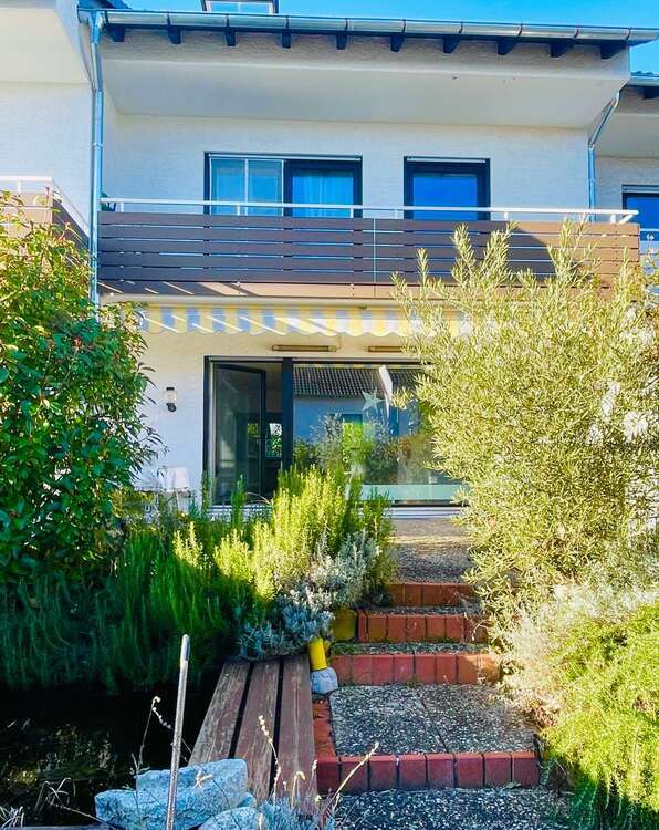 Haus zum Mieten in Wiesbaden 1.800 € 160 m²