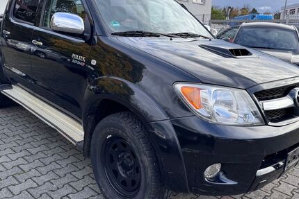 Toyota Hilux 243.000 km 13.499 € Rödermark 63322