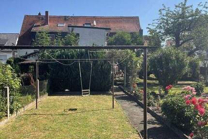 Haus Frankfurt Harheim - 7 Zimmer, 170 m&sup2;, 690.000&euro; | Angebot:25820766