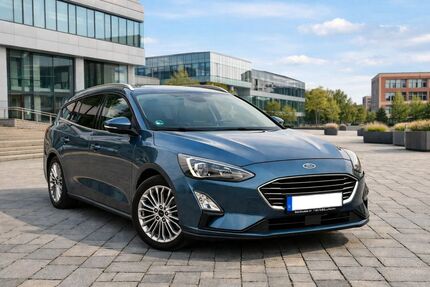 Ford Focus 88.000 km 13.700 &euro; Niddatal 61194