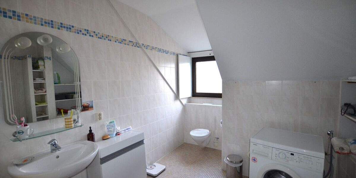 Einfamilienhaus Kronberg im Taunus Kronberg - 6 Zimmer, 205 m&sup2;, 1.395.000&euro; | Angebot:25698555