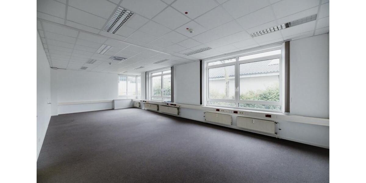 Gewerbeobjekt Frankfurt am Main Bonames - 8&euro; | Angebot:24808505