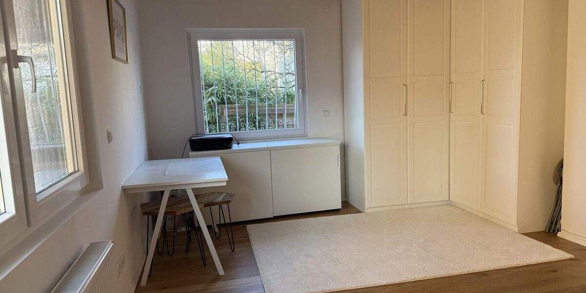 Gemütliches und gepflegtes Einfamilienhaus mit einem kleinen Hof! 6 zimmer