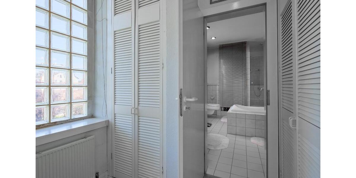 Loft - Studio - Atelier Frankfurt am Main Fechenheim - 4 Zimmer, 192 m&sup2;, 720.000&euro; | Angebot:22171719