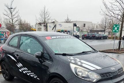 Kia Rio 118.500 km 4.000 &euro; Kronberg am Taunus 61476