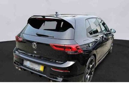 VW Golf 49.416 km 35.750 &euro; Frankfurt 60326